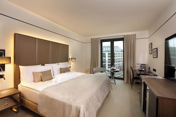 Melia Berlin galeri fotoğrafı