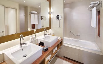 Melia Berlin galeri fotoğrafı
