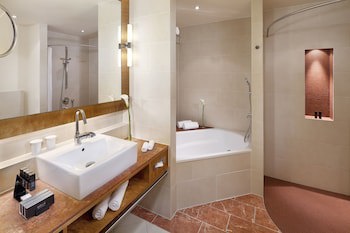 Melia Berlin galeri fotoğrafı