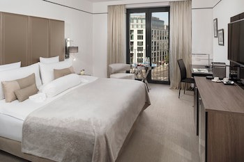 Melia Berlin galeri fotoğrafı