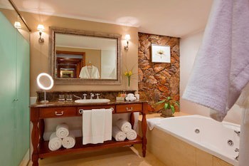 Sheraton Colonia Golf & Spa Resort
