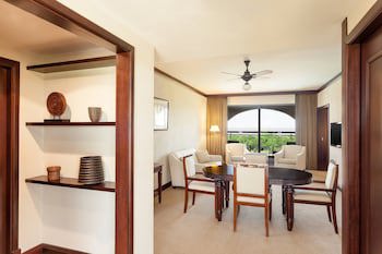 Sheraton Colonia Golf & Spa Resort