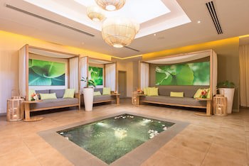 Sands Suites Resort & Spa