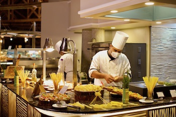 Sands Suites Resort & Spa