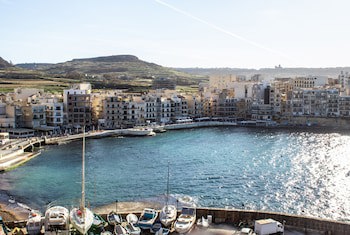Calypso Hotel