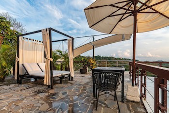 Gaia Hotel And Reserve - Adults Only