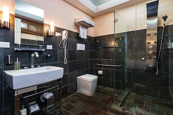 Gaia Hotel And Reserve - Adults Only