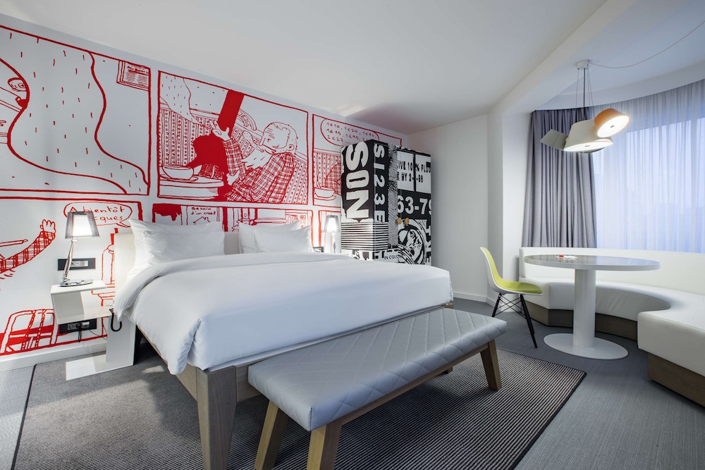 Radisson RED Brussels