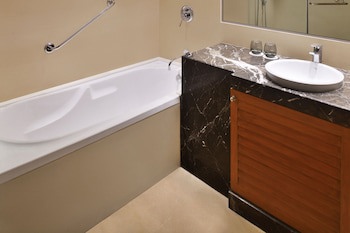 Courtyard By Marriott Chennai