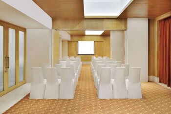 Courtyard By Marriott Chennai