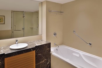 Courtyard By Marriott Chennai