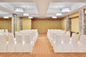 Courtyard By Marriott Chennai