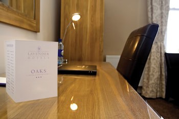 The Oaks Hotel