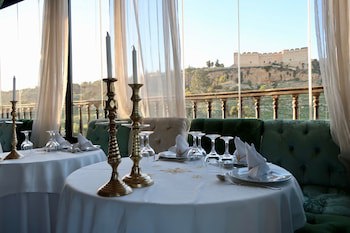 Riad Maison Bleue And Spa