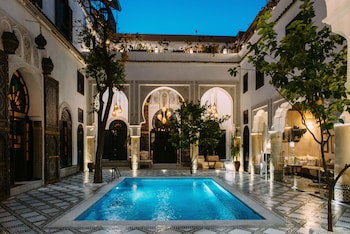 Riad Maison Bleue And Spa