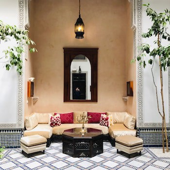 Riad Maison Bleue And Spa