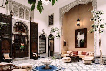 Riad Maison Bleue And Spa