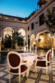 Riad Maison Bleue And Spa