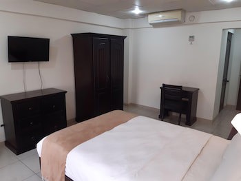 Hotel Plaza Real Suites & Apartments