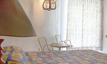 El Tropicano