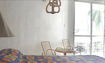 El Tropicano