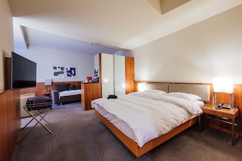 Peakture Hotel Bucharest