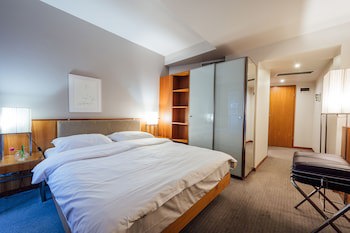Peakture Hotel Bucharest