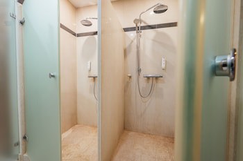 Peakture Hotel Bucharest