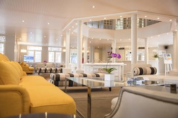 Lux* Saint Gilles
