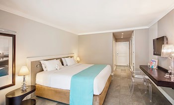 Lux* Saint Gilles