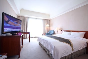 Grand Boss Hotel