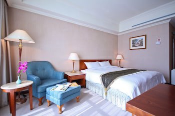 Grand Boss Hotel