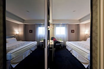Harbor View Hotel