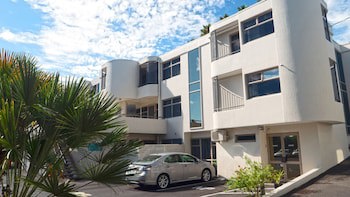 Carnmore Hotel Takapuna
