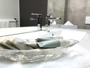 Carnmore Hotel Takapuna