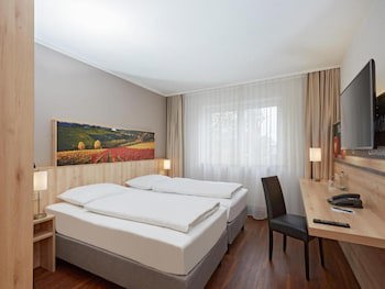 H+ Hotel Stuttgart Herrenberg galeri fotoğrafı