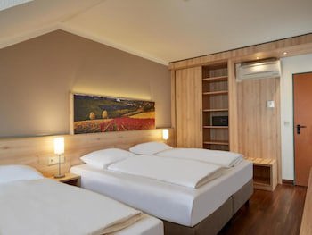 H+ Hotel Stuttgart Herrenberg galeri fotoğrafı