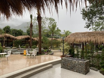 Yawan Spa Hotel