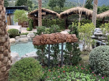 Yawan Spa Hotel