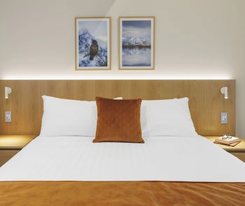 Oaks Queenstown Shores Resort