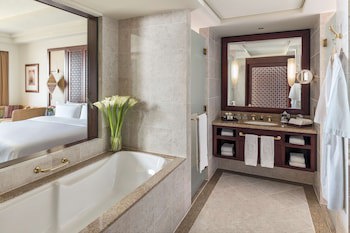 Shangri-La Barr Al Jissah, Muscat