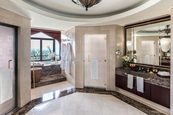 Shangri-La Barr Al Jissah, Muscat