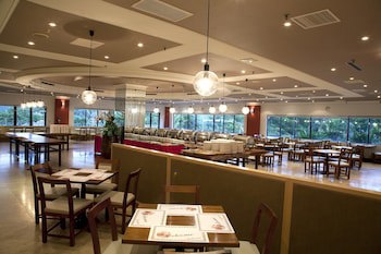 Kentington Resort