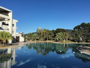 Kentington Resort
