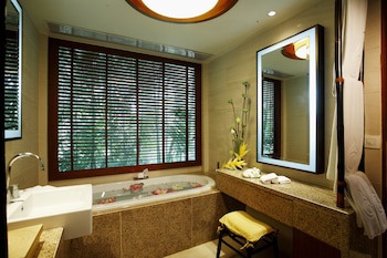 Centara Grand Beach Resort & Villas Krabi