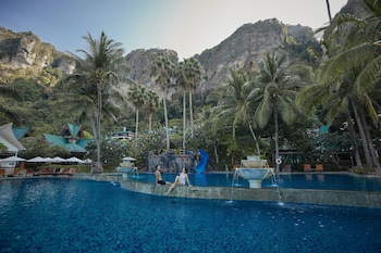 Centara Grand Beach Resort & Villas Krabi