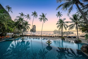 Centara Grand Beach Resort & Villas Krabi