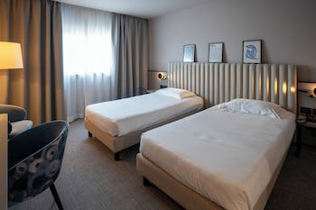 BV Oly Hotel galeri fotoğrafı