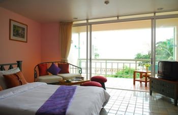 Chom View Hotel