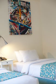 Chom View Hotel